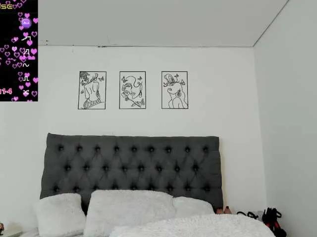 Offline MilaWinslet on BongaCams