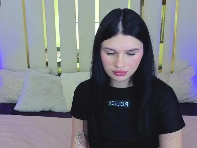 Freechat NeylaCharm on BongaCams