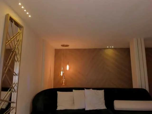 Freechat NiaSalvatore on BongaCams