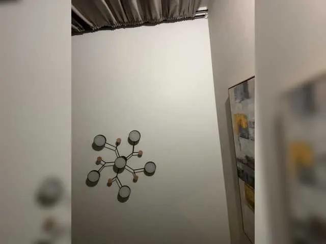 Offline OlivkaVif on BongaCams