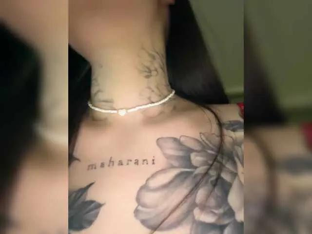 Offline OriginalHOOLi on BongaCams