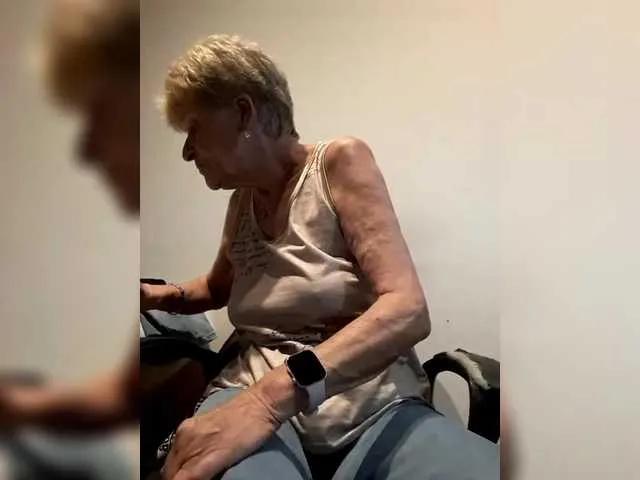 Freechat Reife-dame on BongaCams