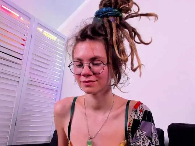 Freechat Rin-Skylar on BongaCams