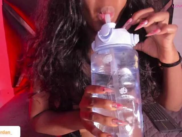 Freechat roxyjordan on BongaCams