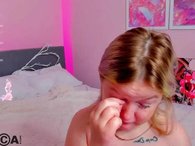 Offline Sara-Moor on BongaCams