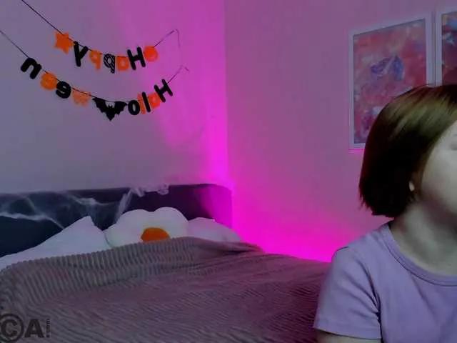 Offline Sara-Moor on BongaCams