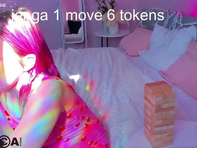 Offline Sara-Moor on BongaCams