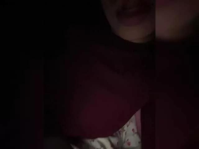 Sashaz95 on BongaCams 