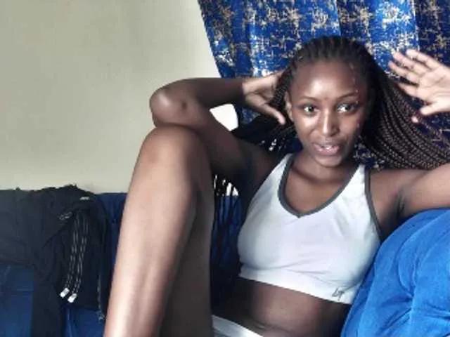 Freechat sexy-candy on BongaCams