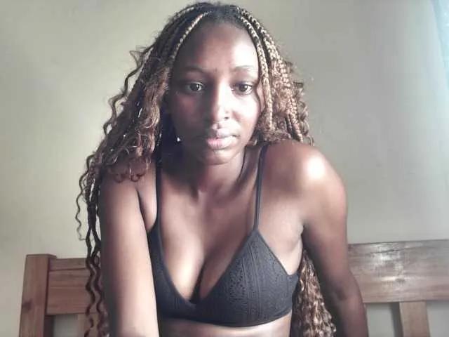 Freechat sexy-candy on BongaCams