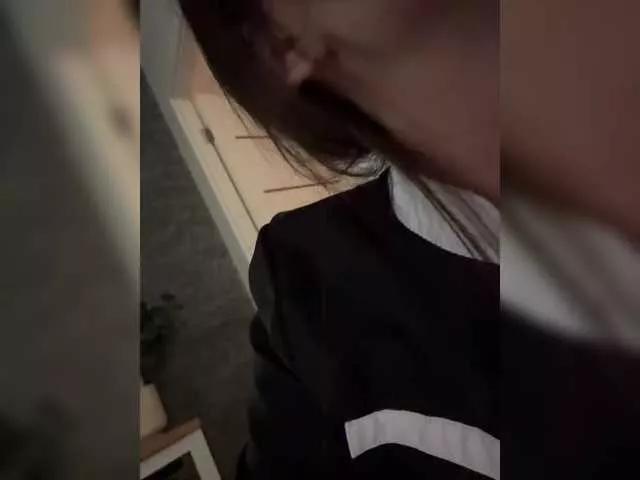 Offline Simonka on BongaCams