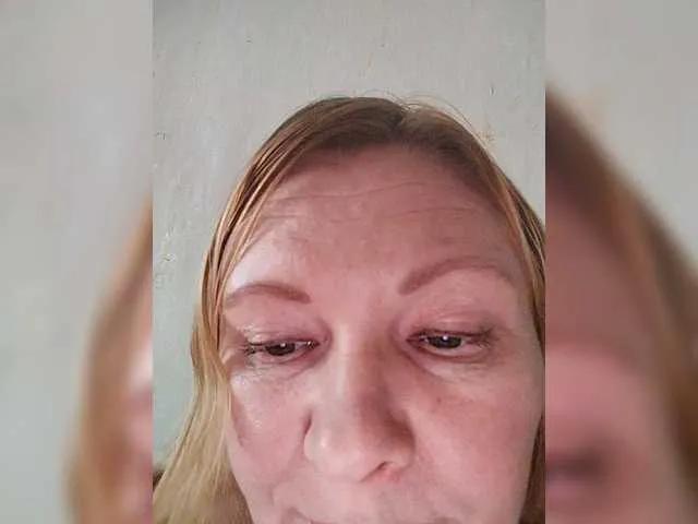 Offline Stella65 on BongaCams