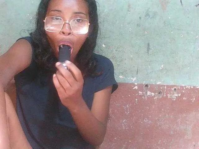 Offline TriciaBella on BongaCams