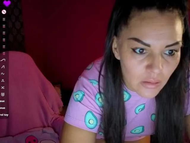 ValentinaVale — That you warm me up with vibrations, to see you on cam for more pleasure, to indulge our fantasies and our desires of the moment without restraint.That you warm me up with vibrations, to see you on cam for more pleasure, to indulge our fantasies and...