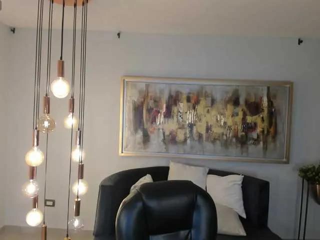 Freechat ViolettCastel on BongaCams