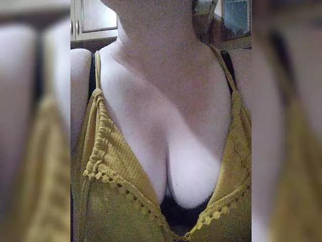 Freechat Vitalina272127 on BongaCams