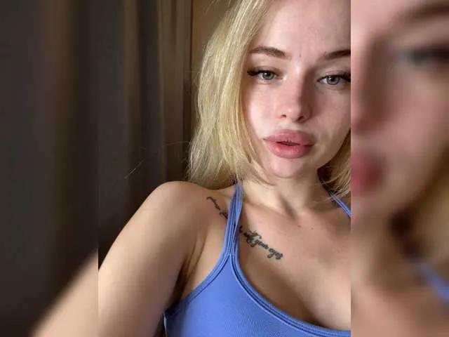 Freechat VladaMais on BongaCams