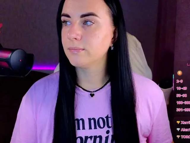 Freechat YURIEVNA13 on BongaCams