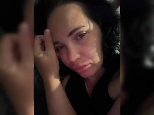 Offline Zametnaya on BongaCams