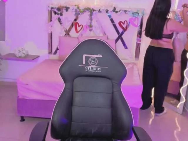 BongaCams ZURY-TAY is Freechat ZURY-TAY — The vibrations of my toys and make me feel desired