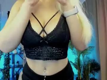 Freechat _careful_i_bite_nya_ on Chaturbate