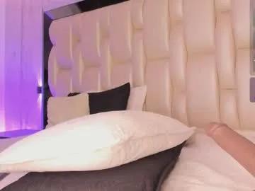 Freechat _curly_girl_ on Chaturbate