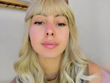 Freechat _hottie__ on Chaturbate