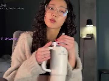 Freechat _octopussy_ on Chaturbate