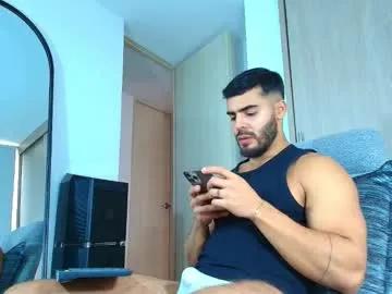 Freechat andrew_west_ on Chaturbate