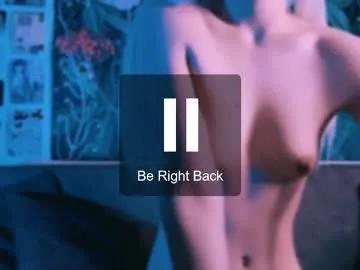 Freechat babe_moister on Chaturbate