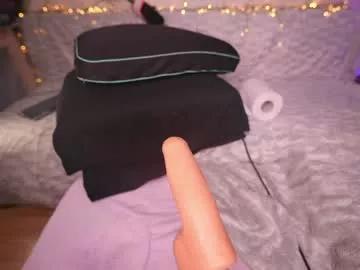 Freechat babydoll_laura on Chaturbate