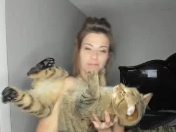 Freechat beaniebaby2 on Chaturbate