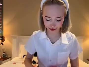 Freechat bella_gasp on Chaturbate