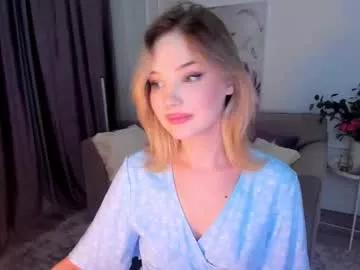 Freechat bloomingheart on Chaturbate