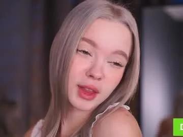 boobybliss — GOAL: Morning kisses before the bell rings [15 tokens left] // EPIC GOAL: HOT TICKET SHOW [12000 tokens left]