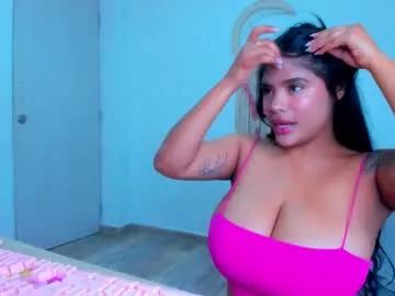 Private carolinalovehot on Chaturbate