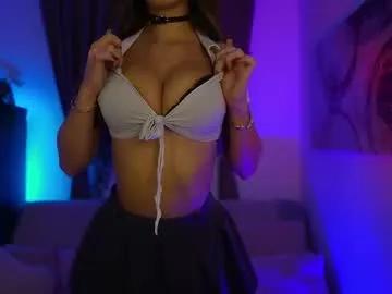 Freechat clara_smile on Chaturbate