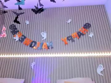 Freechat coralineross_ on Chaturbate