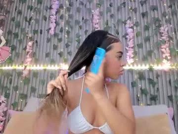 Freechat coralineross_ on Chaturbate
