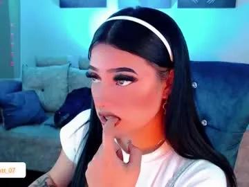 Freechat cute_sarita18 on Chaturbate