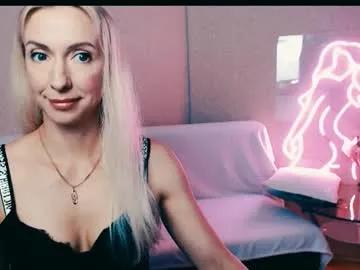 Freechat cute_smile_shy on Chaturbate