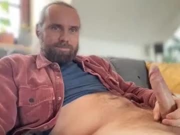 d0n_gi0vanni — Looking for #cam2cam with a woman or couple. #smile #beard #bigdick #hugecock