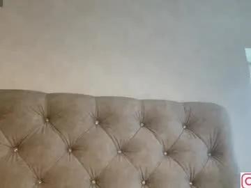 Freechat diffgirls on Chaturbate