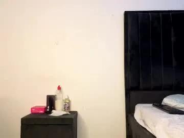 Freechat ebony_arya on Chaturbate