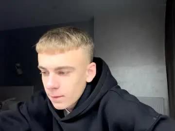 Freechat echowraith on Chaturbate