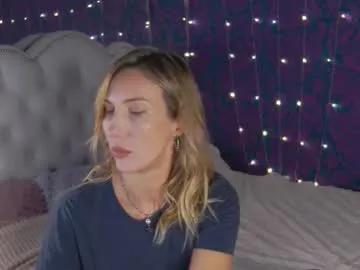 Freechat elizamayers on Chaturbate