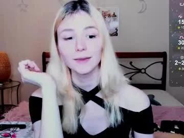 Freechat fleximona on Chaturbate