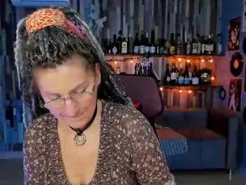 fridatander — GOAL: 1 token and you'll have sex [22 tokens remaining] 1 token for a good day #feet #femdom #findom #mistress #joi