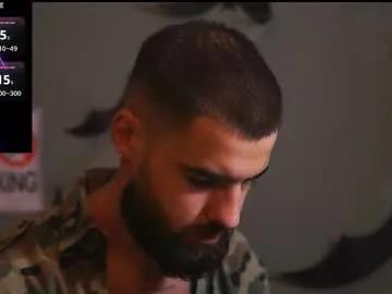 Freechat hairyrobxxx on Chaturbate