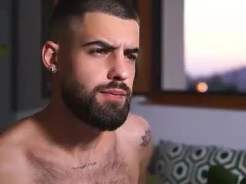 Freechat hairyrobxxx on Chaturbate